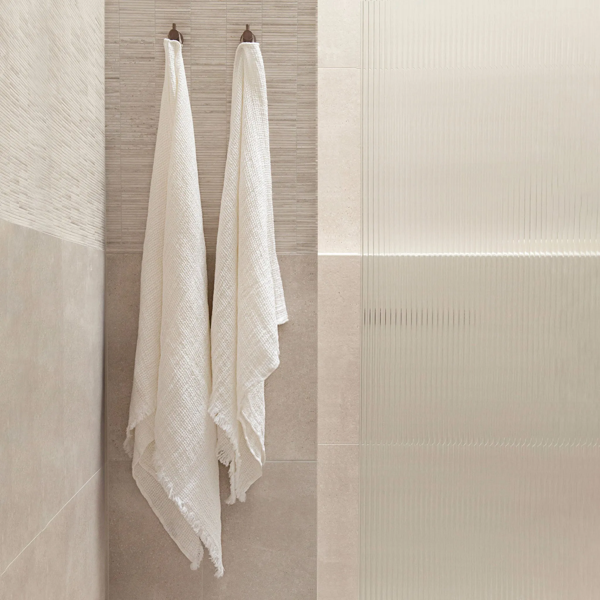 Flocca Linen Bath Towel - Ayrton