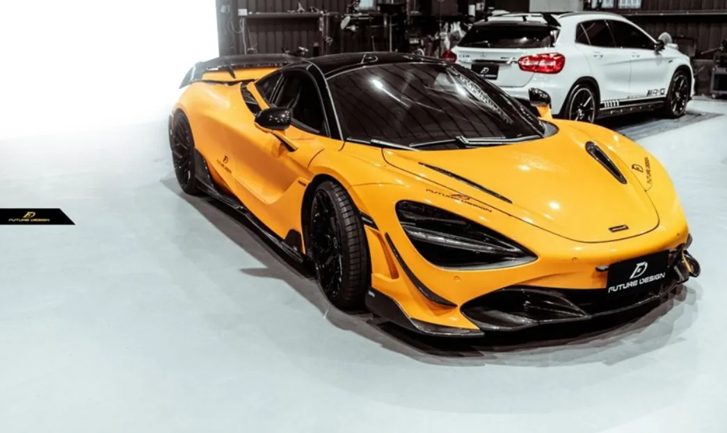 Future Design Carbon Fiber Side Skirts for McLaren 720S