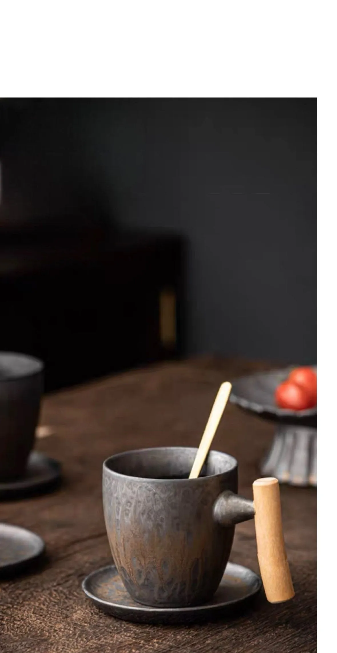 Gohobi Morden Wooden handle Ceramic Metallic Glaze Mug