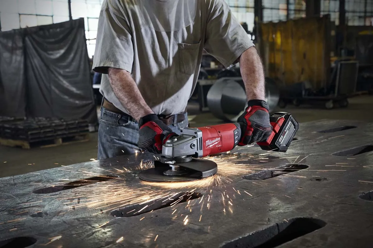 Grinder - Milwaukee M18 FUEL 18 Volt Lithium-Ion Brushless Cordless 7 in. / 9 in. Large Angle Grinder  - Tool Only, 2785-20