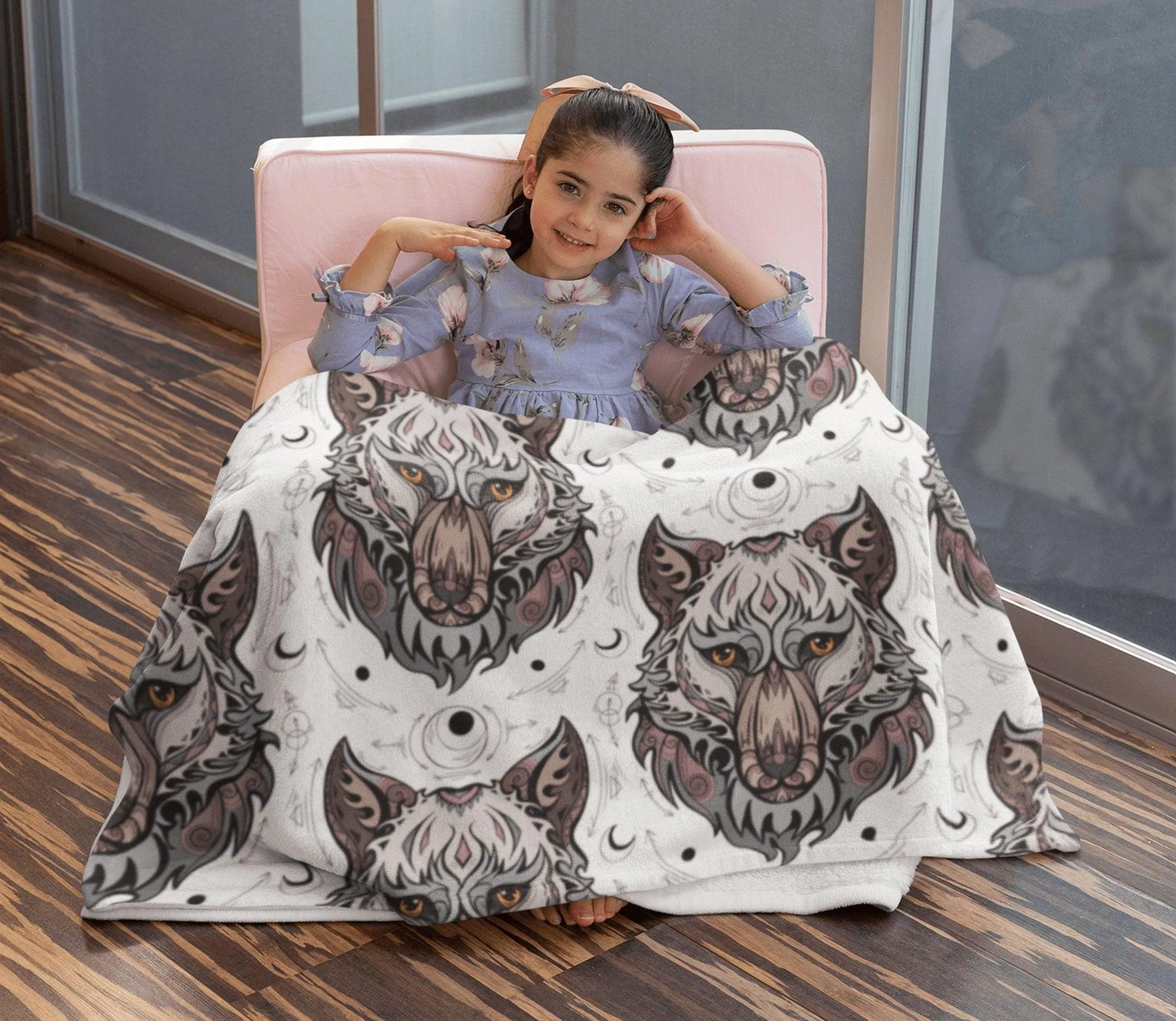 Tribal Wolf White Soft Fluffy Velvet Flannel Fleece Throw Blanket